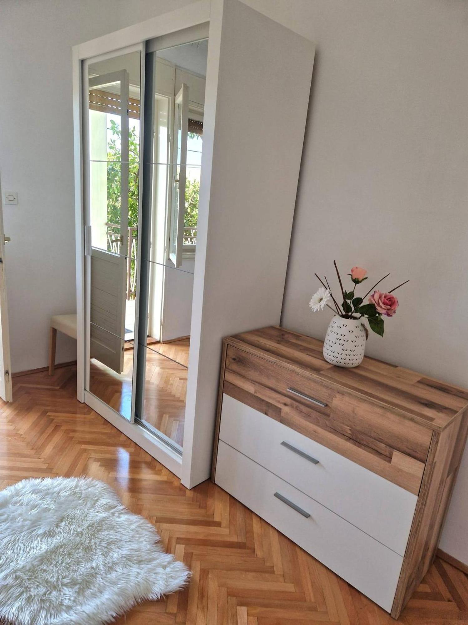 Apartments By The Sea Seget Donji, Trogir - 2029 Rum bild