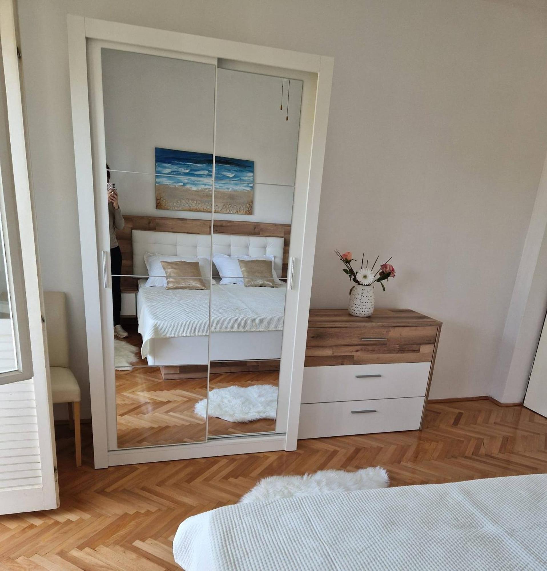 Apartments By The Sea Seget Donji, Trogir - 2029 Rum bild